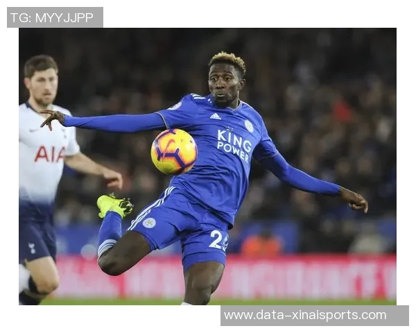 五大联赛九月份铲球榜：帕利尼亚17次居首，苏亚索16次第二