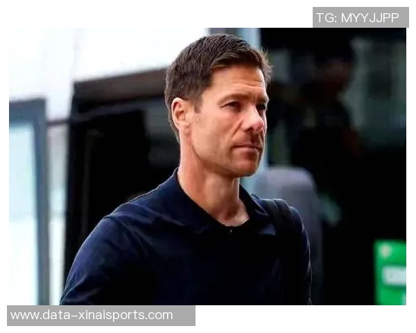 带领皇马3战全胜领跑联赛，哈维·阿隆索当选西甲8月最佳教练